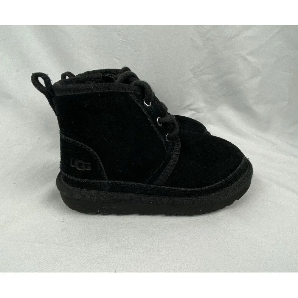 UGG Neumel II Chukka Boot Toddler Size 10 Black Suede Side Zip Water Repel‎ $105